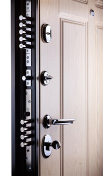 Входная металлическая дверь СУДАРЬ Дива МД-07 (Венге / Дуб белёный) - фото 21385